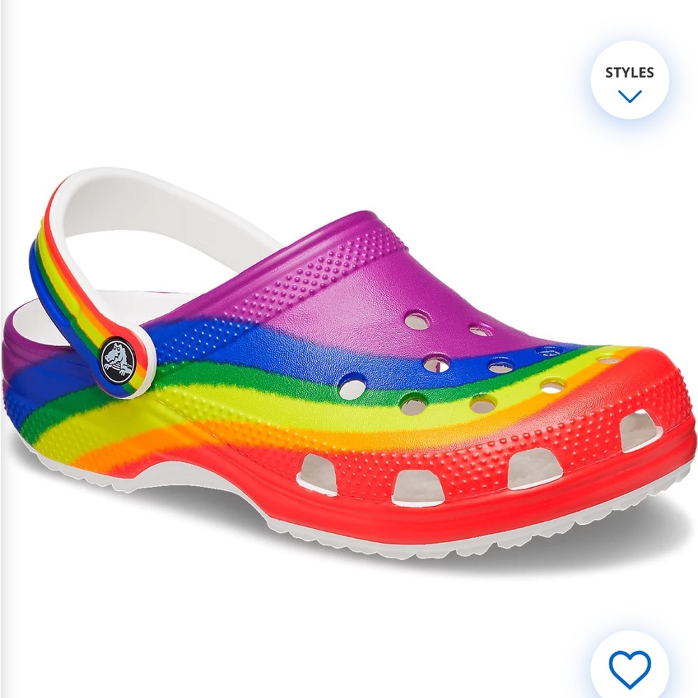 CROCS Men 4  Women’s 6  Worn Twice Outside 
EUC